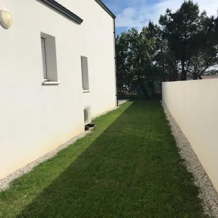 Maison De Proche De La - 1 A 6 Pers.